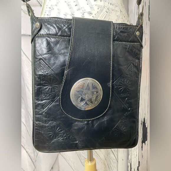 Vintage Black Leather Embossed Crossbody Handbag - Picture 2 of 10